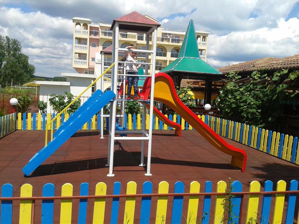 Stefanov 2 Hotel Łozenec Zewnętrze zdjęcie